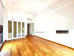 Ocean Drive (D4), Detached #475385291